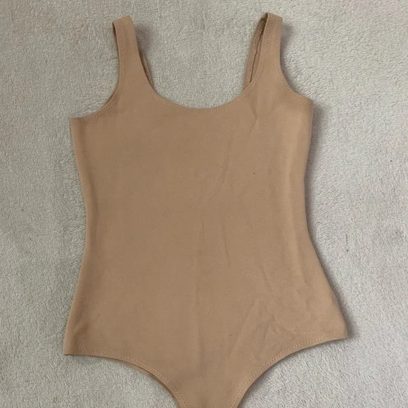 Tan body suit - Picture 2 of 3